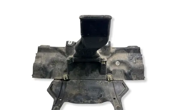 BMW i3 Intercooler air guide/duct channel 7294627 7305658 51747305658