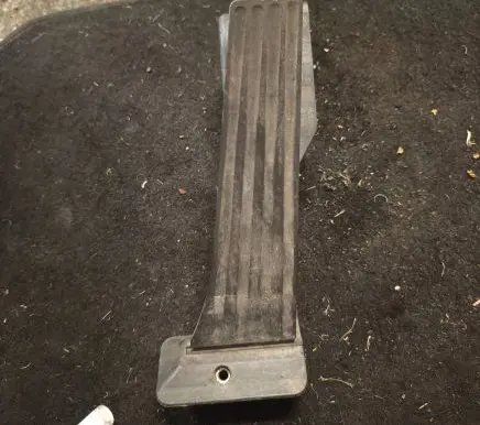 BMW 1 E81 E87 Accelerator throttle pedal 6786589 12037313 6PV00937920