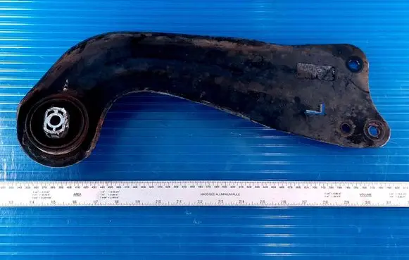 Audi A3 S3 A3 Sportback 8P Rear upper control arm/wishbone 1K0505225C