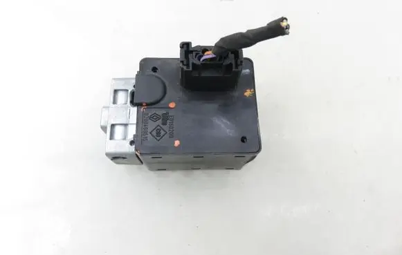 Renault Scenic II - Grand scenic II Steering wheel lock E0160200 8200468515
