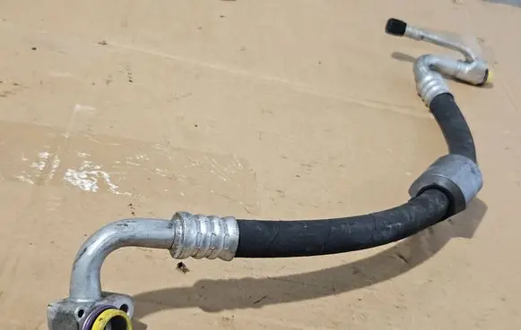 BMW 1 E82 E88 Air conditioning (A/C) pipe/hose 9209717 52529410 001005840200K