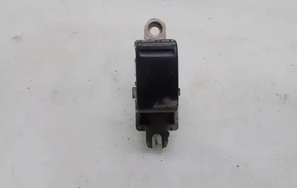 Nissan X-Trail T30 Electric window control switch