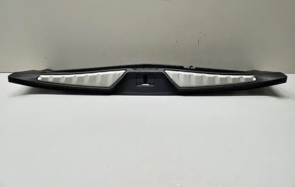 Maserati Quattroporte Trunk/boot sill cover protection 670013681