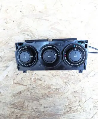 Peugeot 3008 I Interior fan control switch 400017006