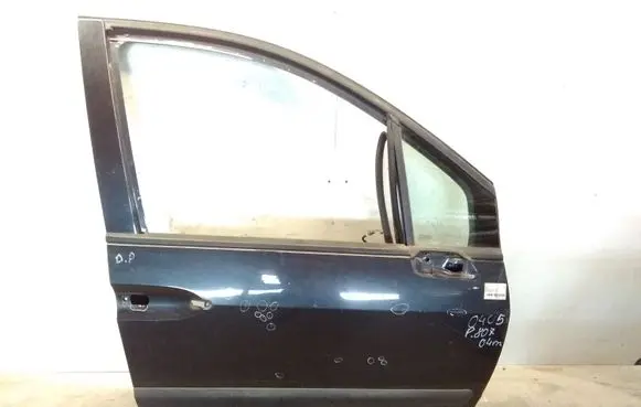 Peugeot 807 Front door