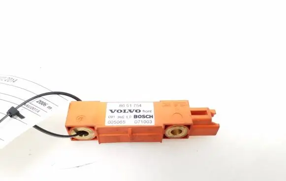 Volvo XC90 Airbag deployment crash/impact sensor 8651754