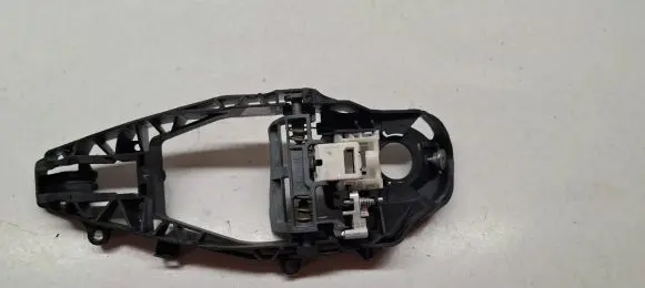 BMW X3 G01 Front door exterior handle/bracket 7401204 51217401204 51219881774