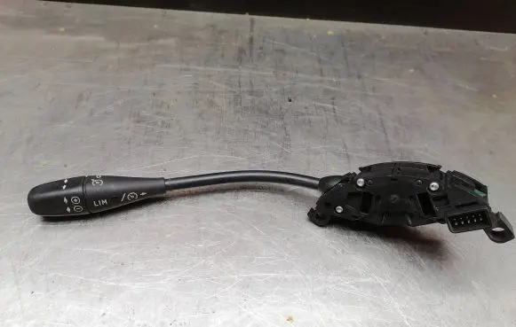 Mercedes-Benz C W203 Cruise control switch 2035451124