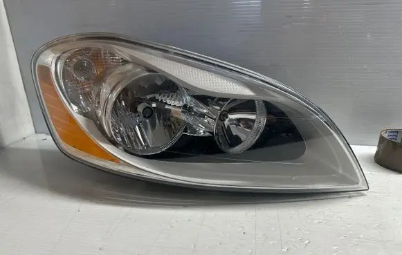 Volvo XC60 Headlight/headlamp 31395467