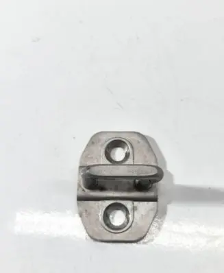 Mercedes-Benz E W212 Front door lock loop/hook striker 11000049B