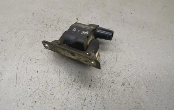 Mazda 323 High voltage ignition coil B6S718100