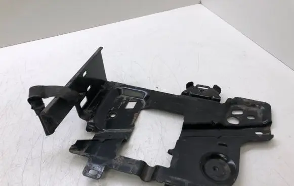 Citroen DS3 Battery tray 9801653080