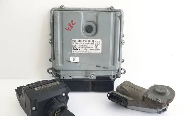 Mercedes-Benz Sprinter W906 Engine ECU kit and lock set A6461506672 0281015056 A9065456408