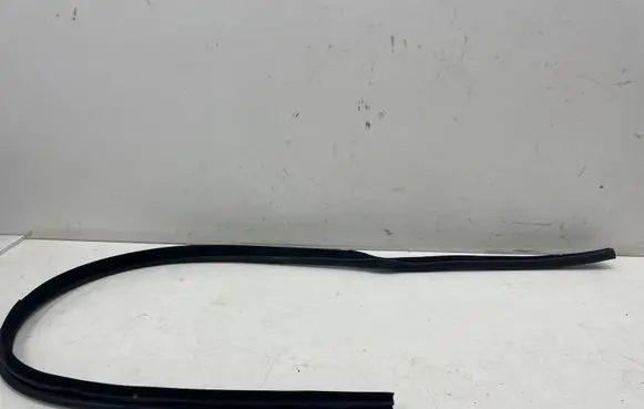 Mercedes-Benz E C207 W207 Front door rubber seal
