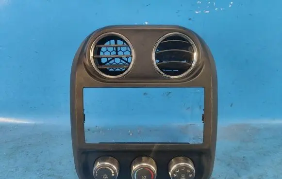 Jeep Patriot Air conditioning/heating control unit 55111278AE