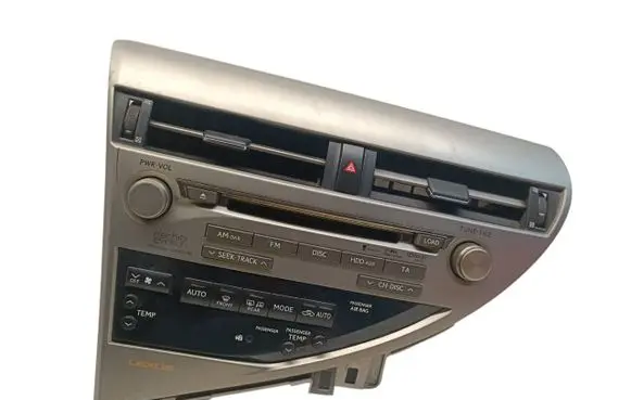 Lexus RX 450H Radio/CD/DVD/GPS head unit 8612048J00 DVZMG4687