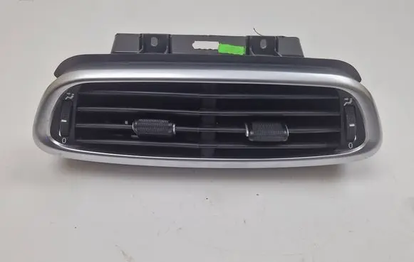 Fiat 500X Dash center air vent grill 735572564