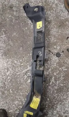 Volvo V50 Radiator trim 30674608