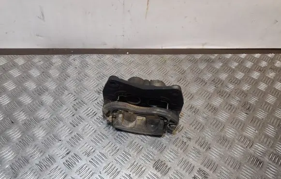 Subaru Impreza IV Front brake caliper