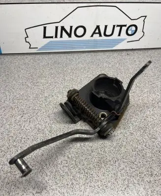 BMW 3 E36 Accelerator throttle pedal bracket 1159760