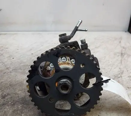Opel Astra J Fuel injection high pressure pump 55586501 HU2940000505