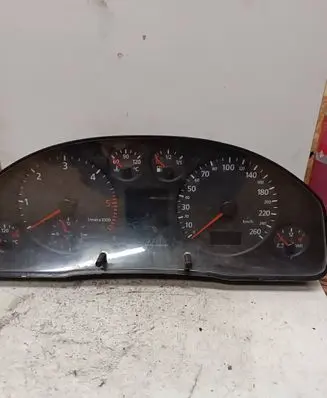 Audi A6 S6 C5 4B Speedometer (instrument cluster) 4B0919881X 110208890016