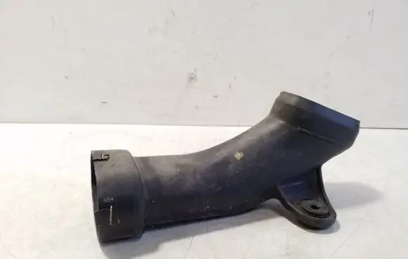 Audi A3 S3 8L Air intake duct part 8L0129604