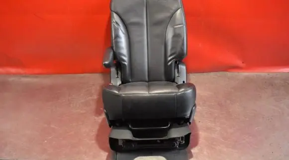 Chrysler Pacifica Second row seats 