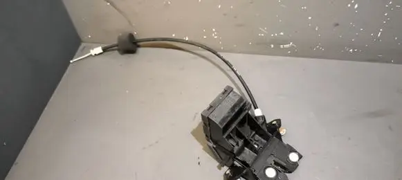 Mercedes-Benz C W203 Loading door lock A1717500085
