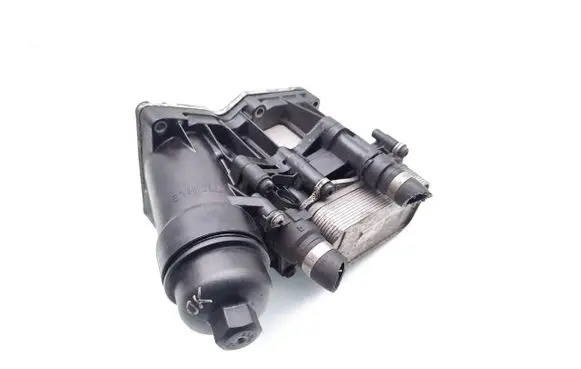 BMW 3 E90 E91 Oil filter mounting bracket 8507627 70377355