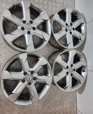 Nissan Murano Z51 R18 alloy rim 
