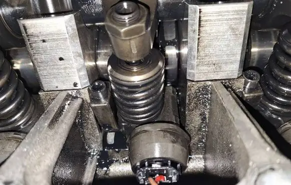 Volkswagen Caddy Fuel injector