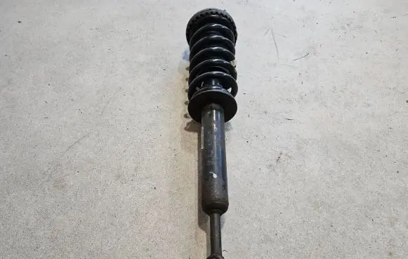 Maserati Ghibli Front shock absorber/damper 06700058940