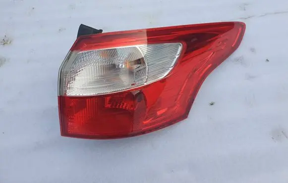 Rear/tail lights