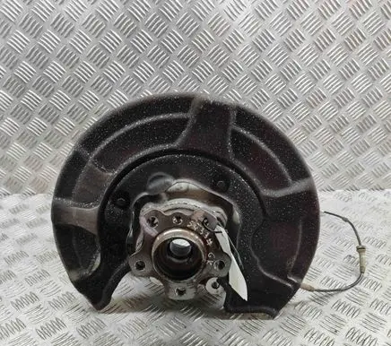 BMW 8 G14 Rear wheel hub 2408656 6854117