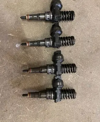 Volkswagen PASSAT B5.5 Fuel injectors set 0414720097 036130073AJ