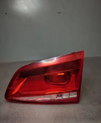 Volkswagen PASSAT B7 Tailgate rear/tail lights 3AF945094B