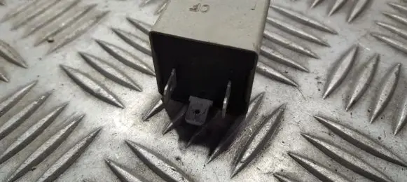 Renault 19 Other relay 2048002