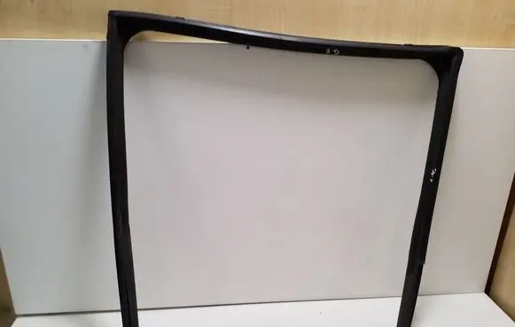 Ford Ranger Rubber seal rear door window/glass 