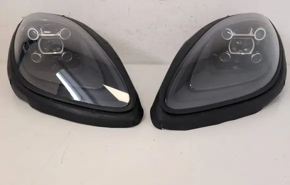 Porsche Macan (95B) Headlights/headlamps set 95B941010AL 95B941009AL