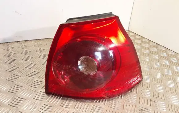 Volkswagen Golf V Rear/tail lights 1K6945096E