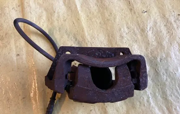 Mercedes-Benz A W169 Front brake caliper A1694200483 276x12
