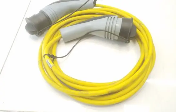 Volkswagen PASSAT B8 Electric car charging cable 12E971675AB
