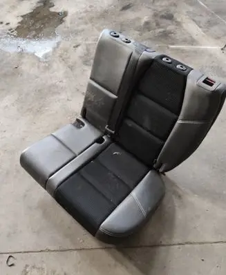 Peugeot 207 Second row seats 