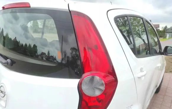 Opel Agila B Rear/tail lights