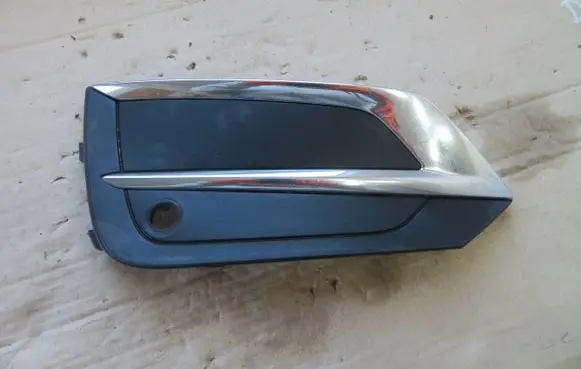 Volvo XC60 Front bumper lower grill 31449212