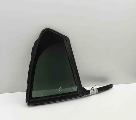 Rear vent window glass
