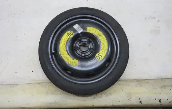 Volkswagen PASSAT B8 Original wheel cap CZFE495892