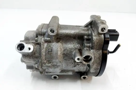Toyota C-HR I Air conditioning (A/C) compressor (pump) 042400-0502