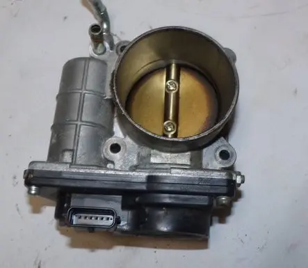 Renault Megane III Electric throttle body valve 161201190R